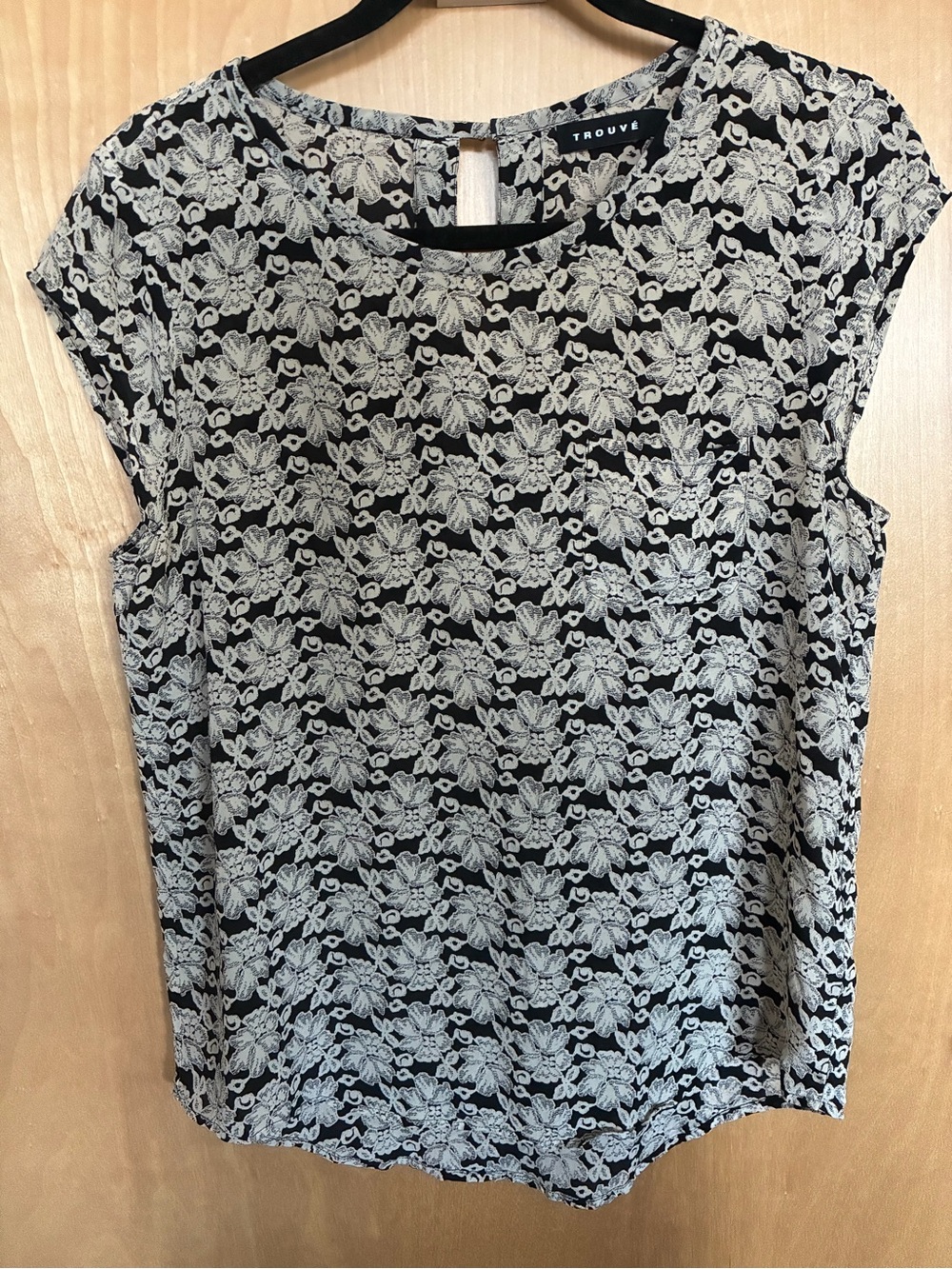 Trouvé Black and Ivory 100% silk pullover top.  Size Medium